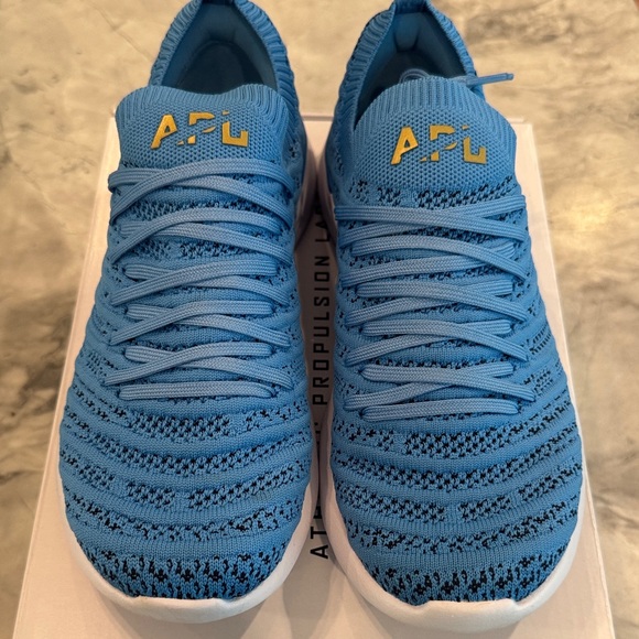 APL Women’s Coastal Blue Sneakers - Picture 7 of 7